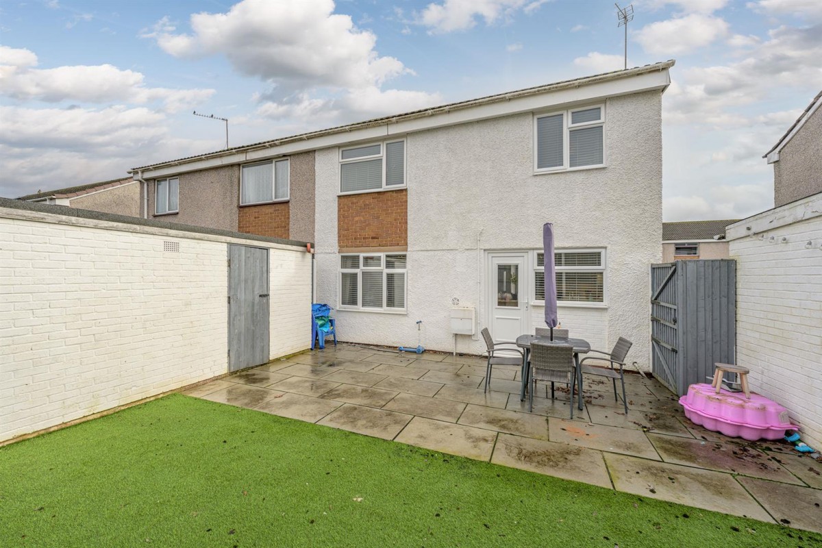 Farmcroft Road, Stourbridge, DY9 9ER