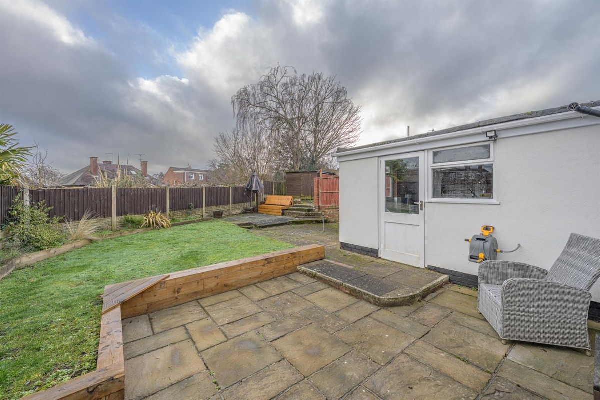 Cedar Close, Norton, Stourbridge, DY8 3JQ