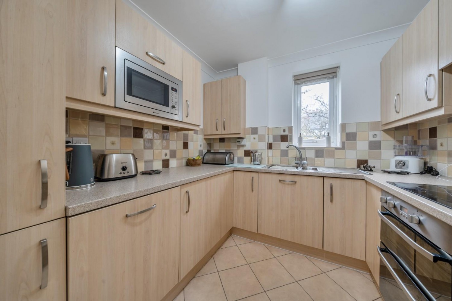 Flat 6, Thornhill 12 Pine Tree Avenue, Boston Spa, Wetherby