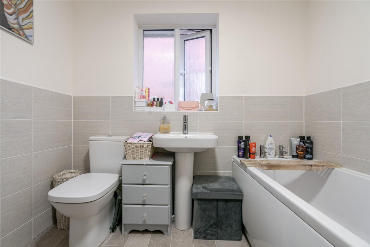 Waterfield Close, Lowton, Warrington