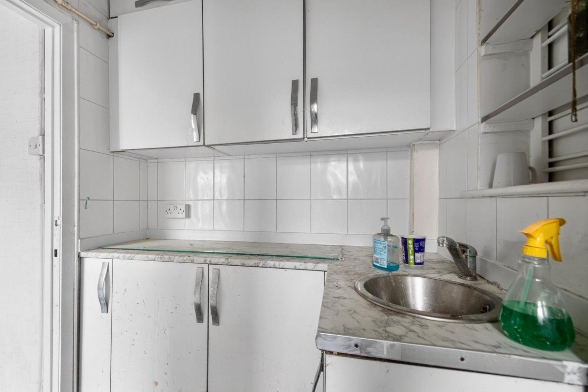 Stonefall Avenue, Harrogate, HG2 7NR