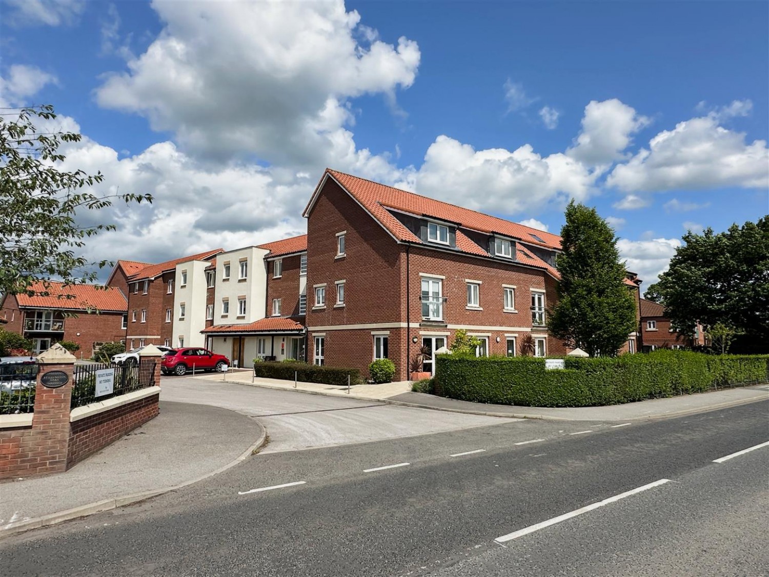 2 bedroom Flat for sale in Stillington Oaks, Easingwold