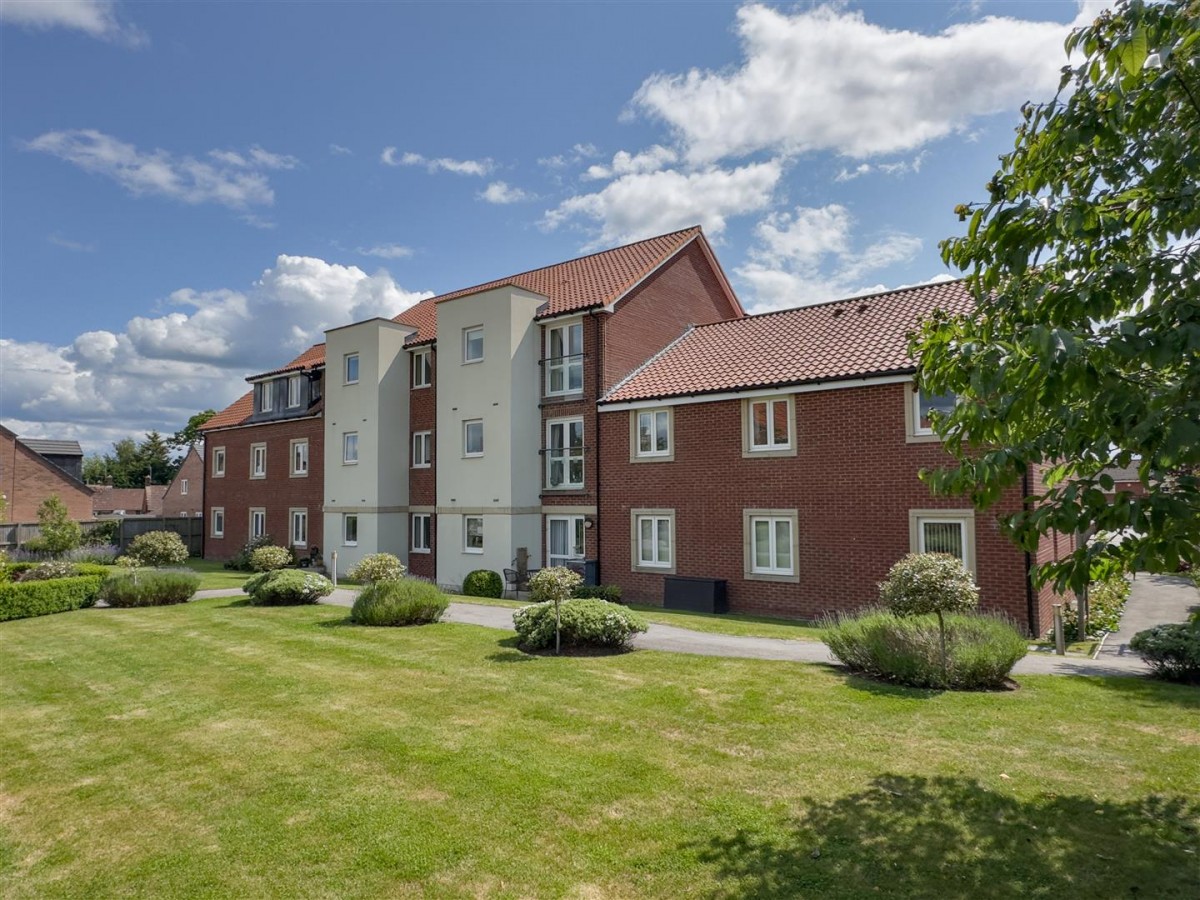 Stillington Oaks, Easingwold
