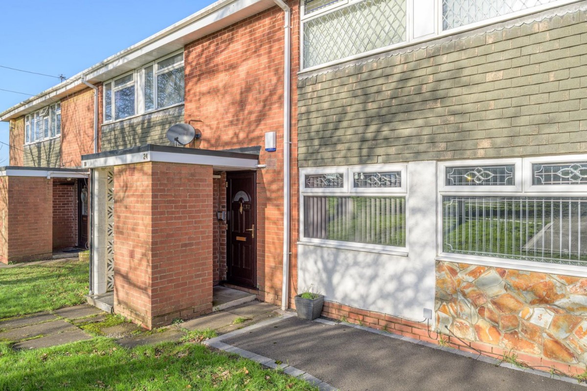 Sandyfields Road, Dudley