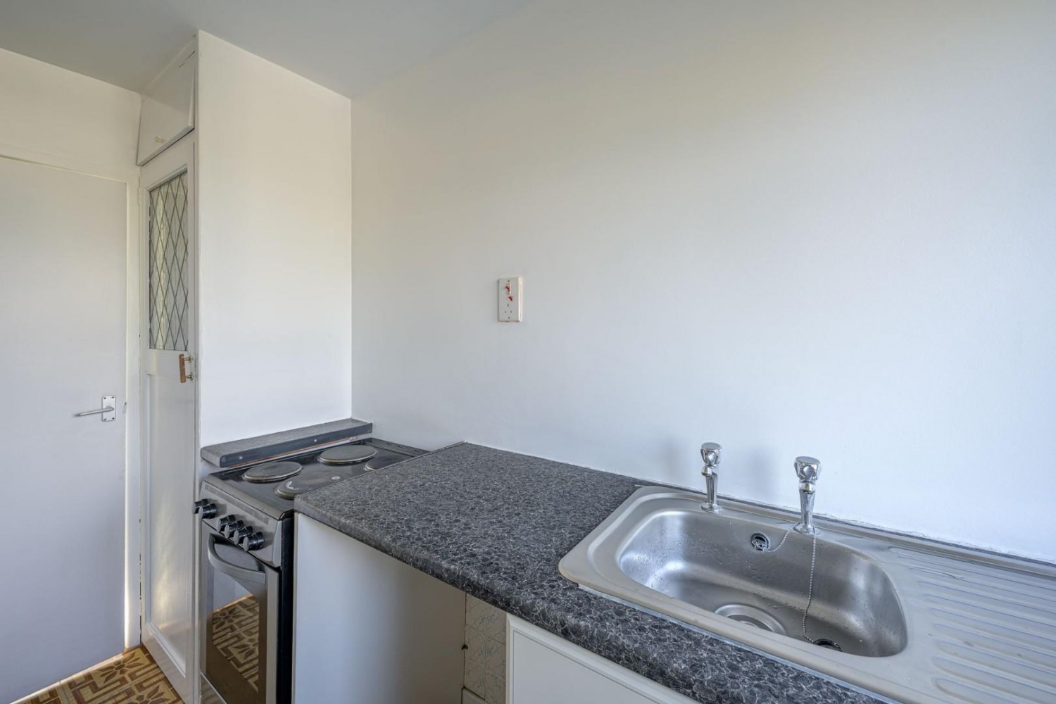 Sandyfields Road, Dudley