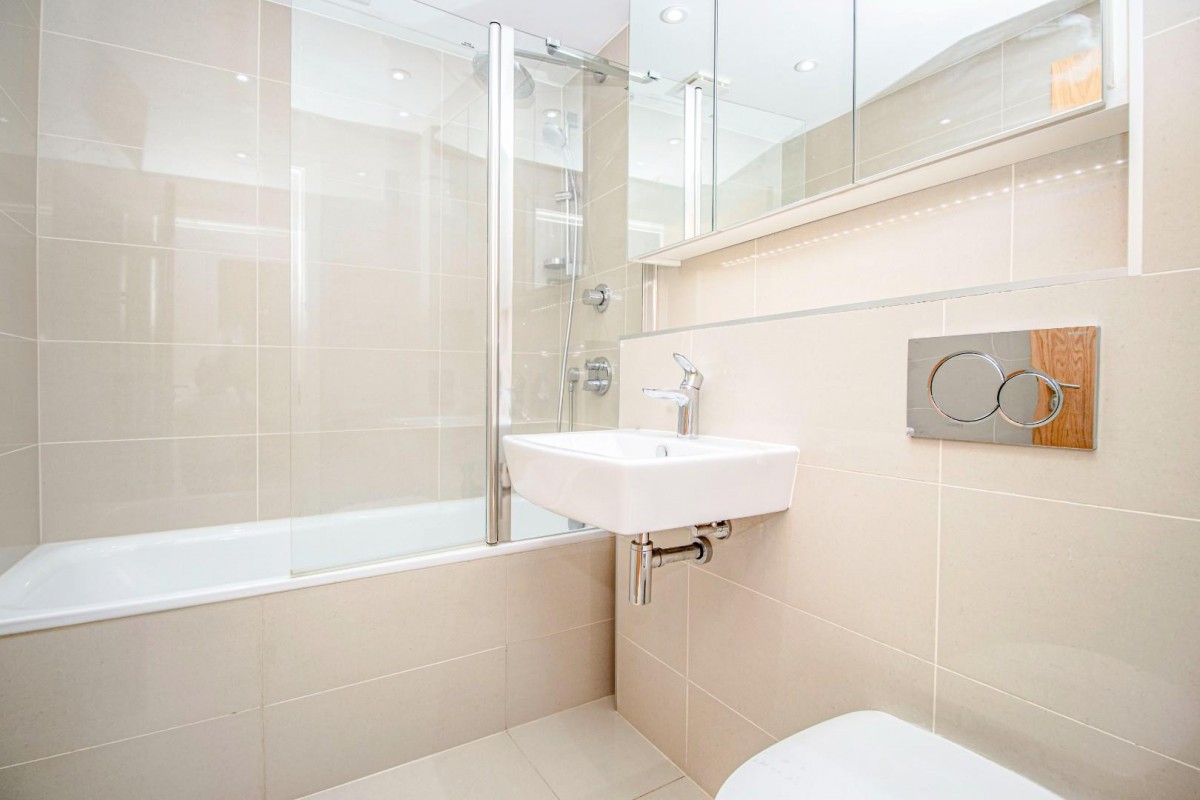 Cavell Street, London, E1