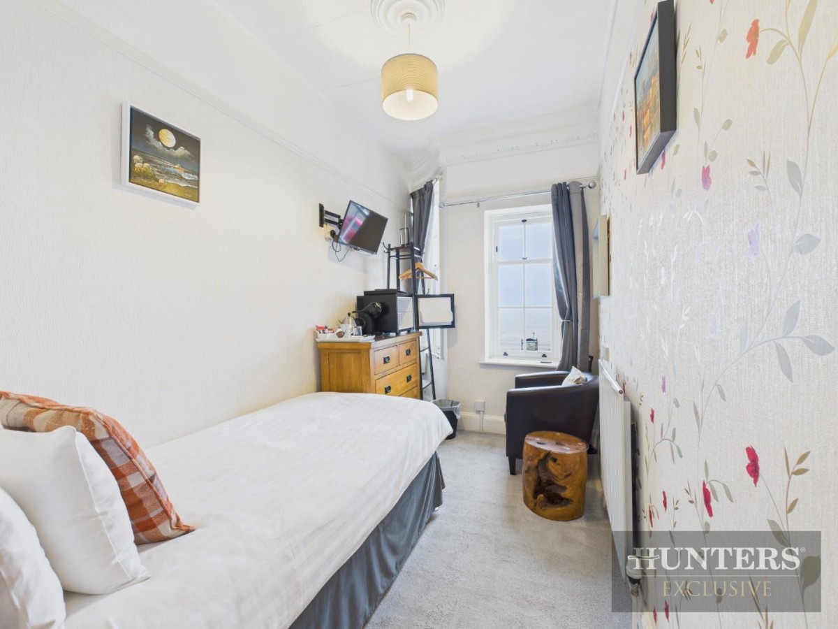 North Marine Road, Scarborough