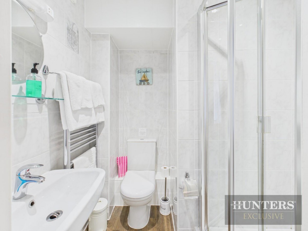 North Marine Road, Scarborough