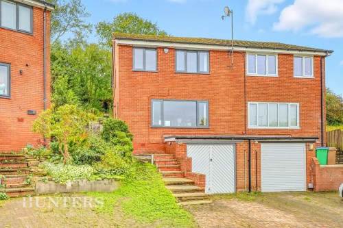 Whittaker Drive, Smithy Bridge, OL15 8QR