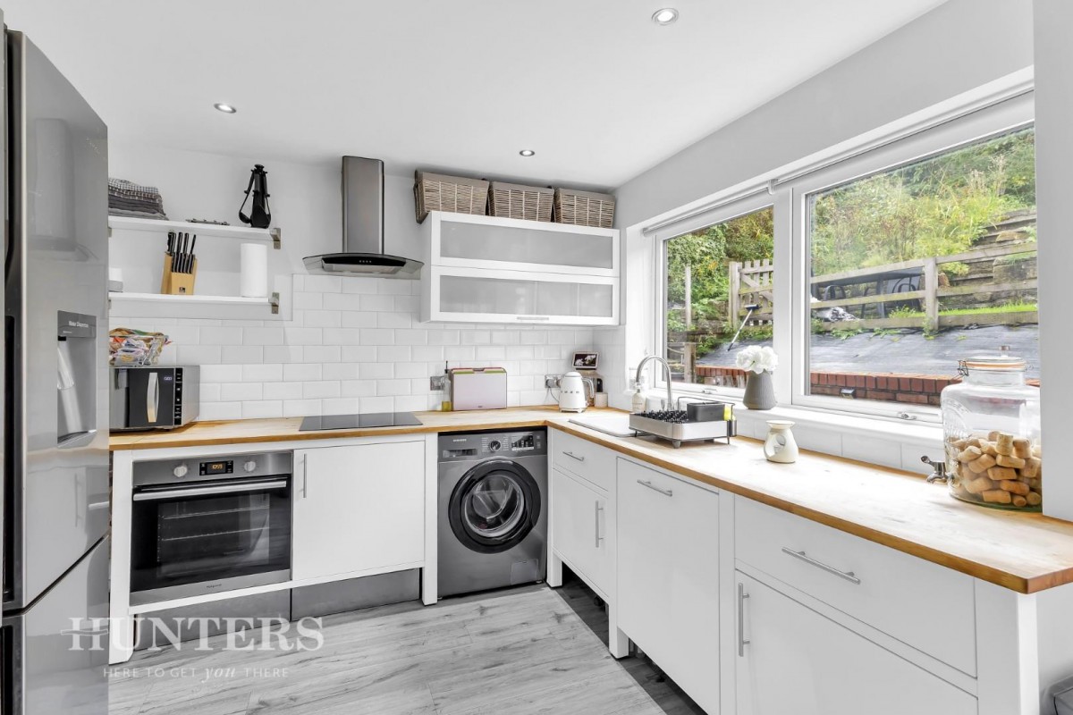 Whittaker Drive, Smithy Bridge, OL15 8QR