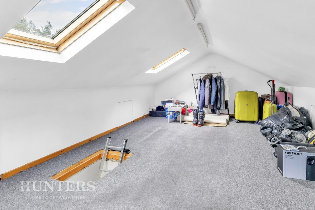 Whittaker Drive, Smithy Bridge, OL15 8QR