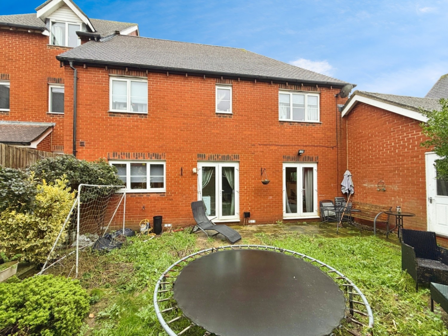 Sir John Fogge Avenue, Repton Park