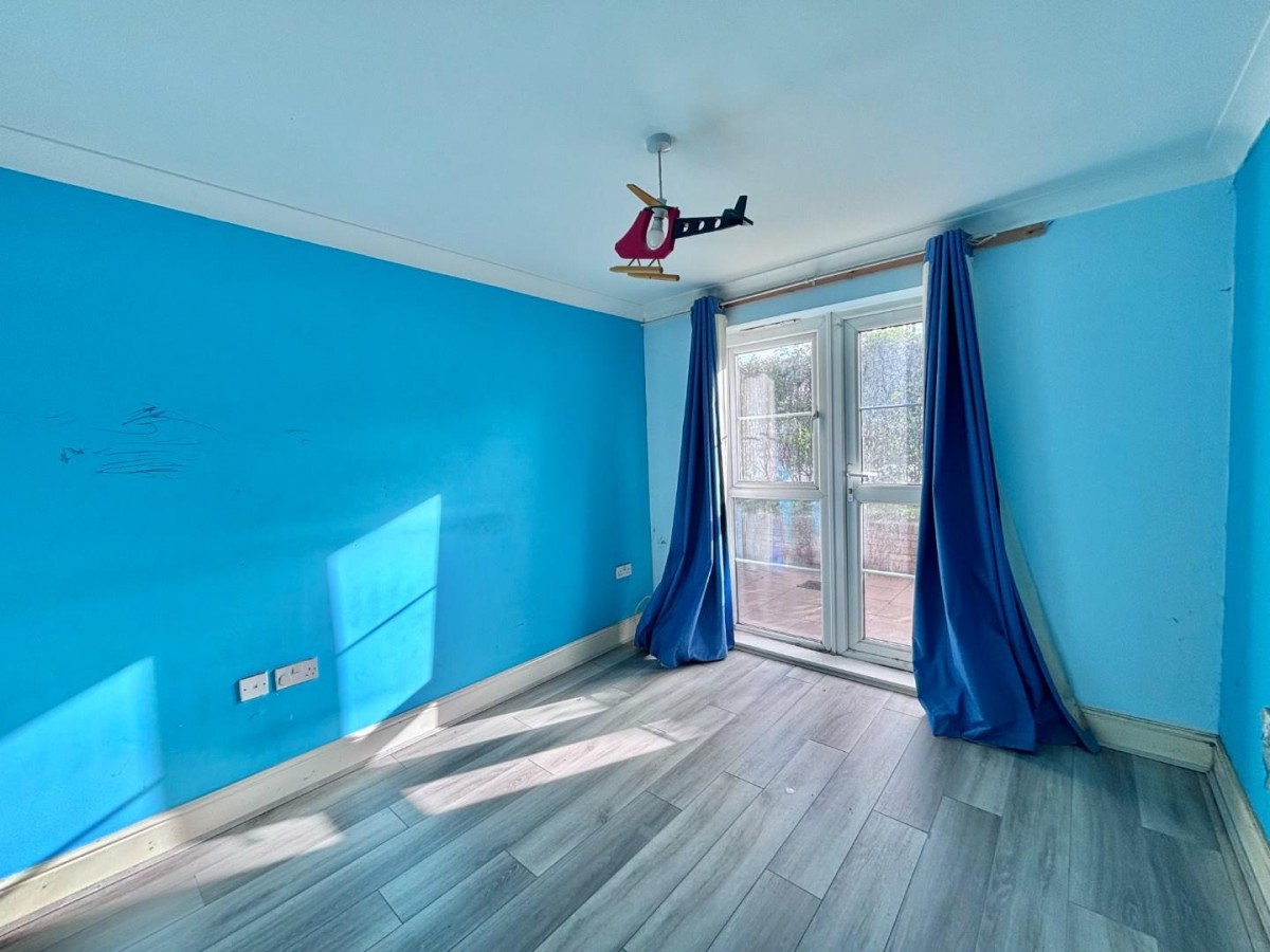 Swan Road, West Drayton