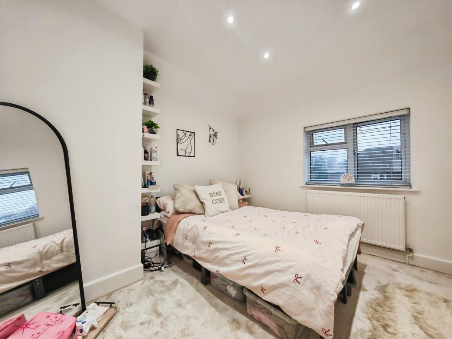 Upper Broadmoor Road, Crowthorne