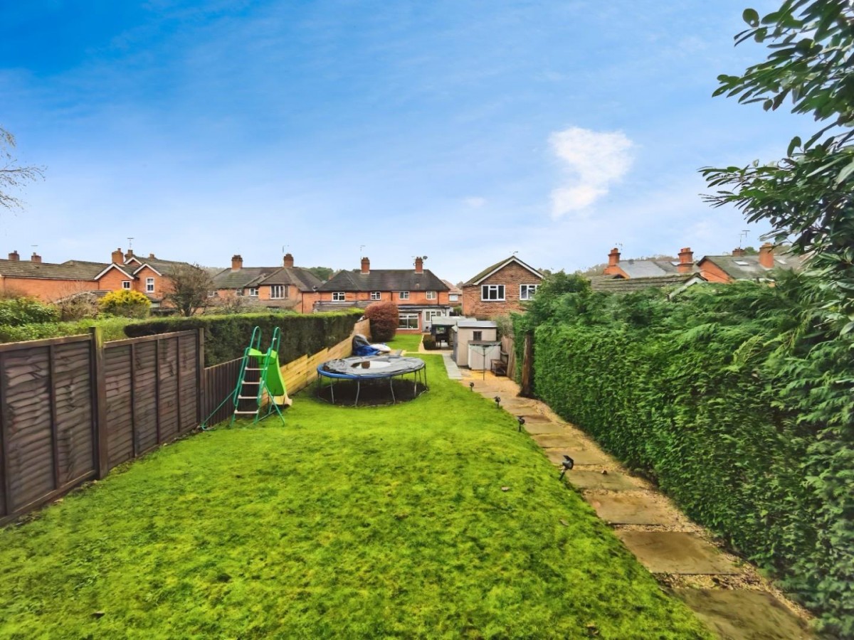 Upper Broadmoor Road, Crowthorne