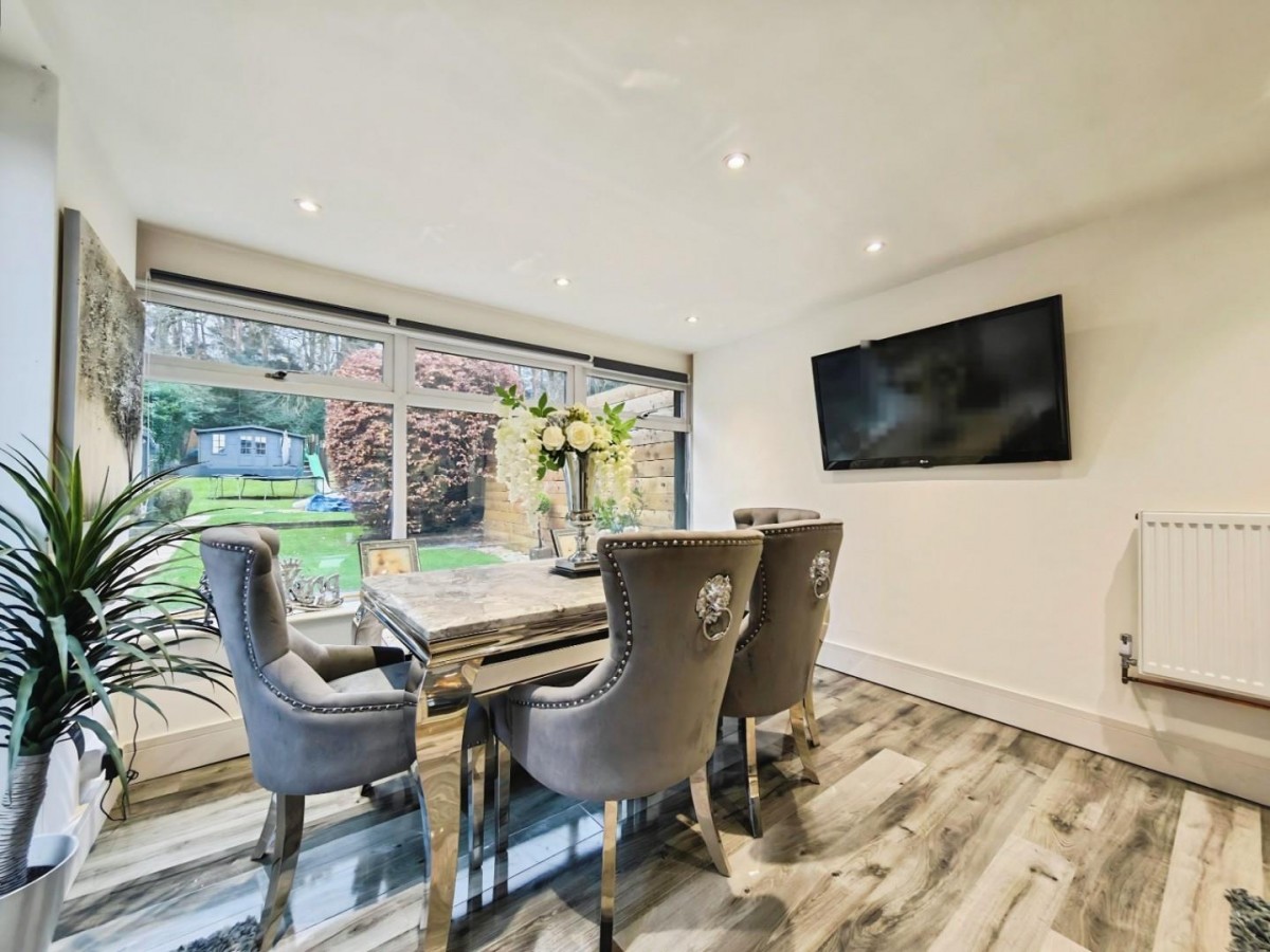 Upper Broadmoor Road, Crowthorne