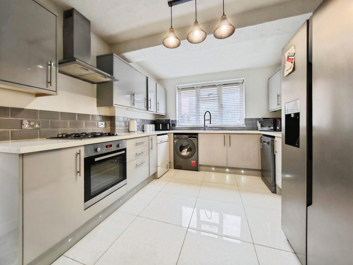 Upper Broadmoor Road, Crowthorne