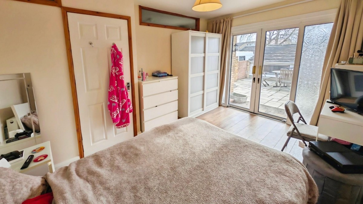 Timber Dene, Bristol