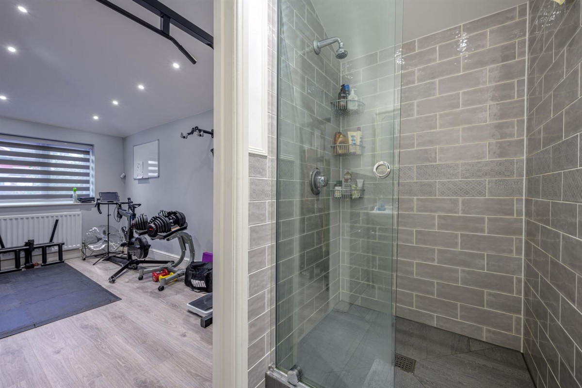 Cot Lane, Kingswinford, DY6 9TY