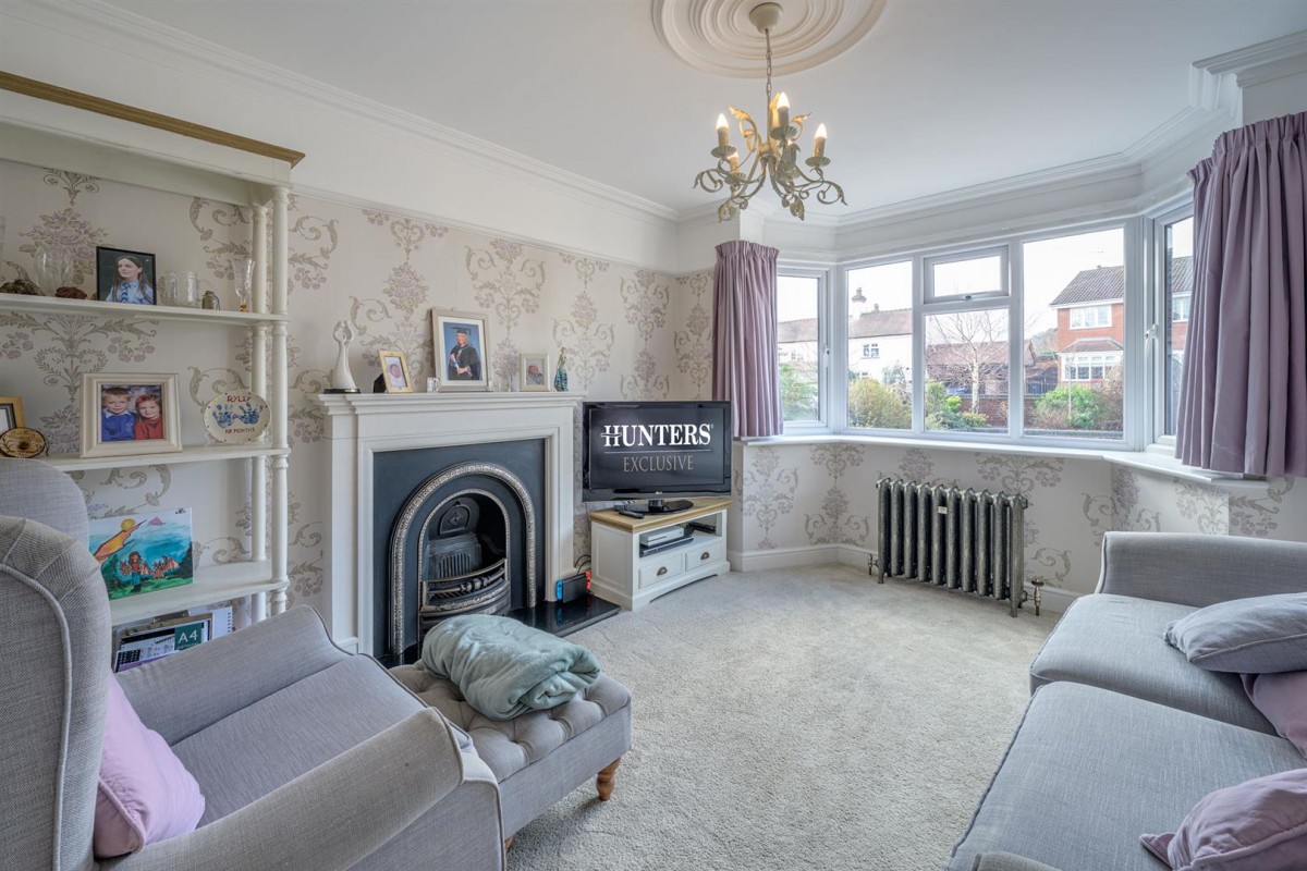 Cot Lane, Kingswinford, DY6 9TY