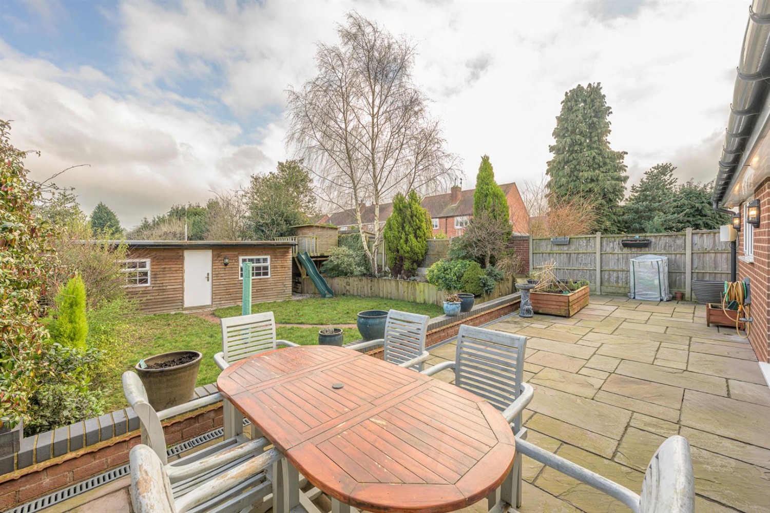 Cot Lane, Kingswinford, DY6 9TY