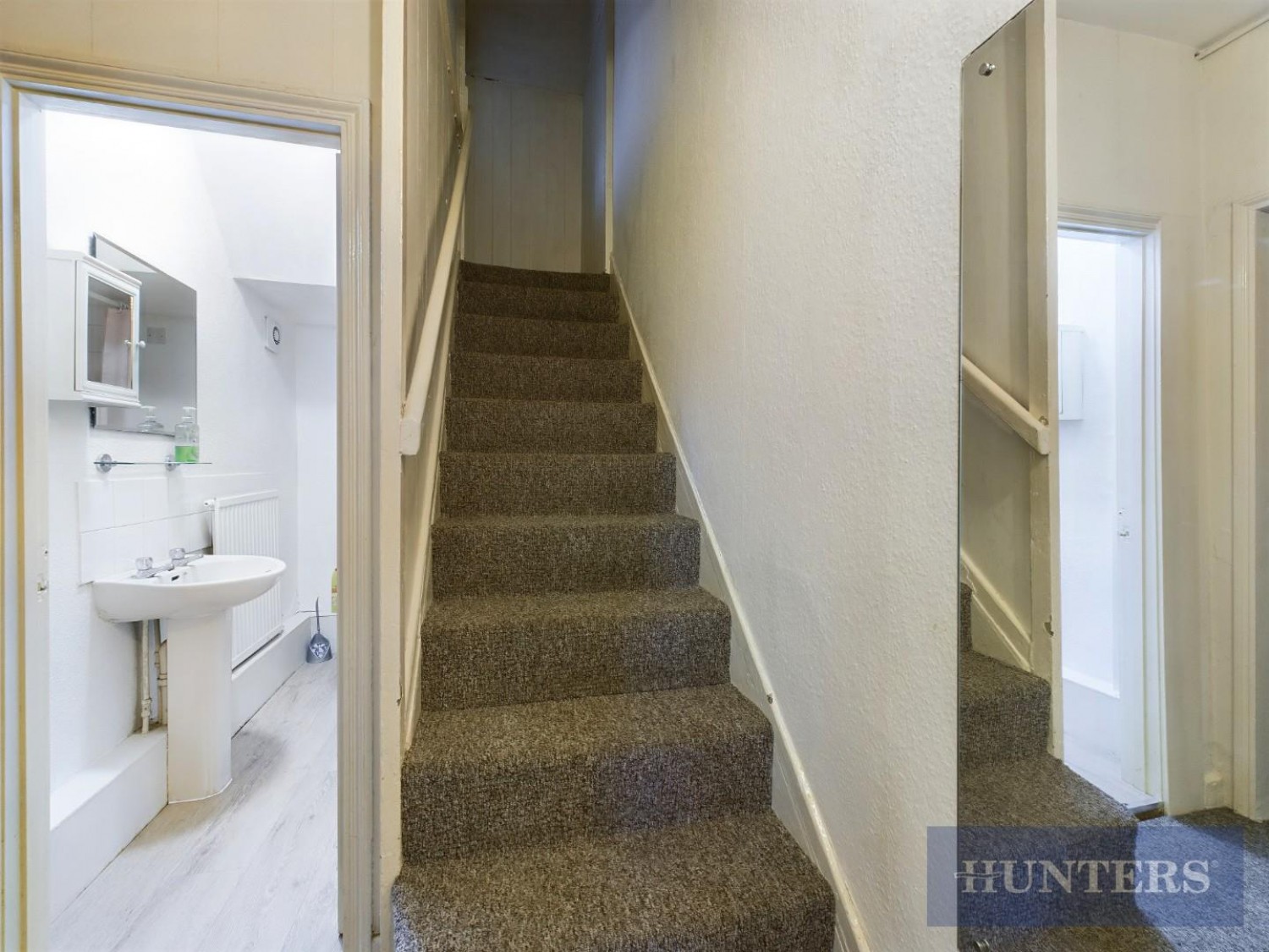 Cliff Bridge Place, Scarborough