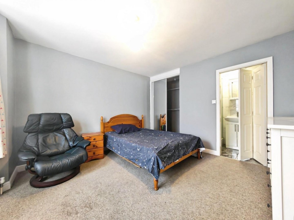 Station Road, Earley, Reading, RG6 7DY