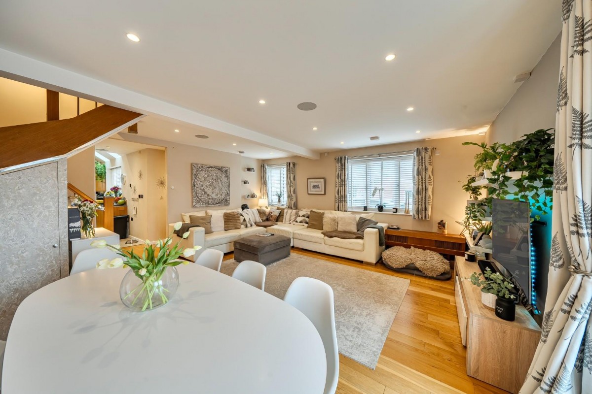 Lower Poole Road, Dursley