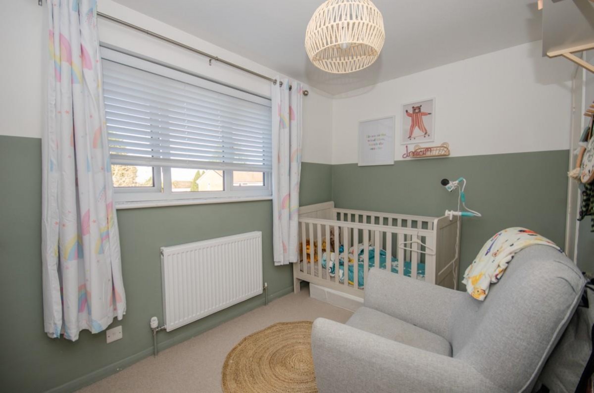 Long Close, Downend, BS16 2UF