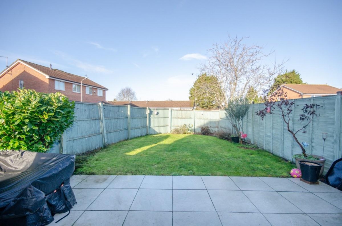 Long Close, Downend, BS16 2UF