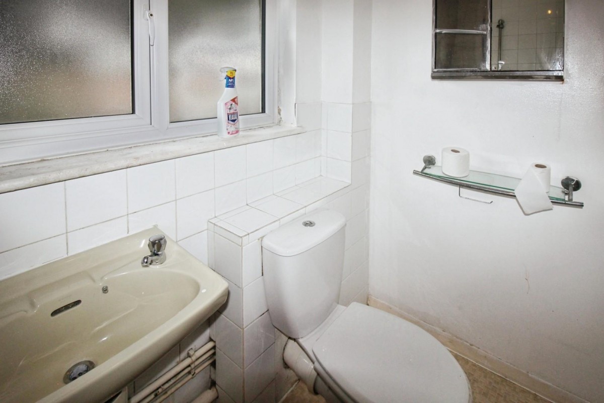 Surlingham Close, London