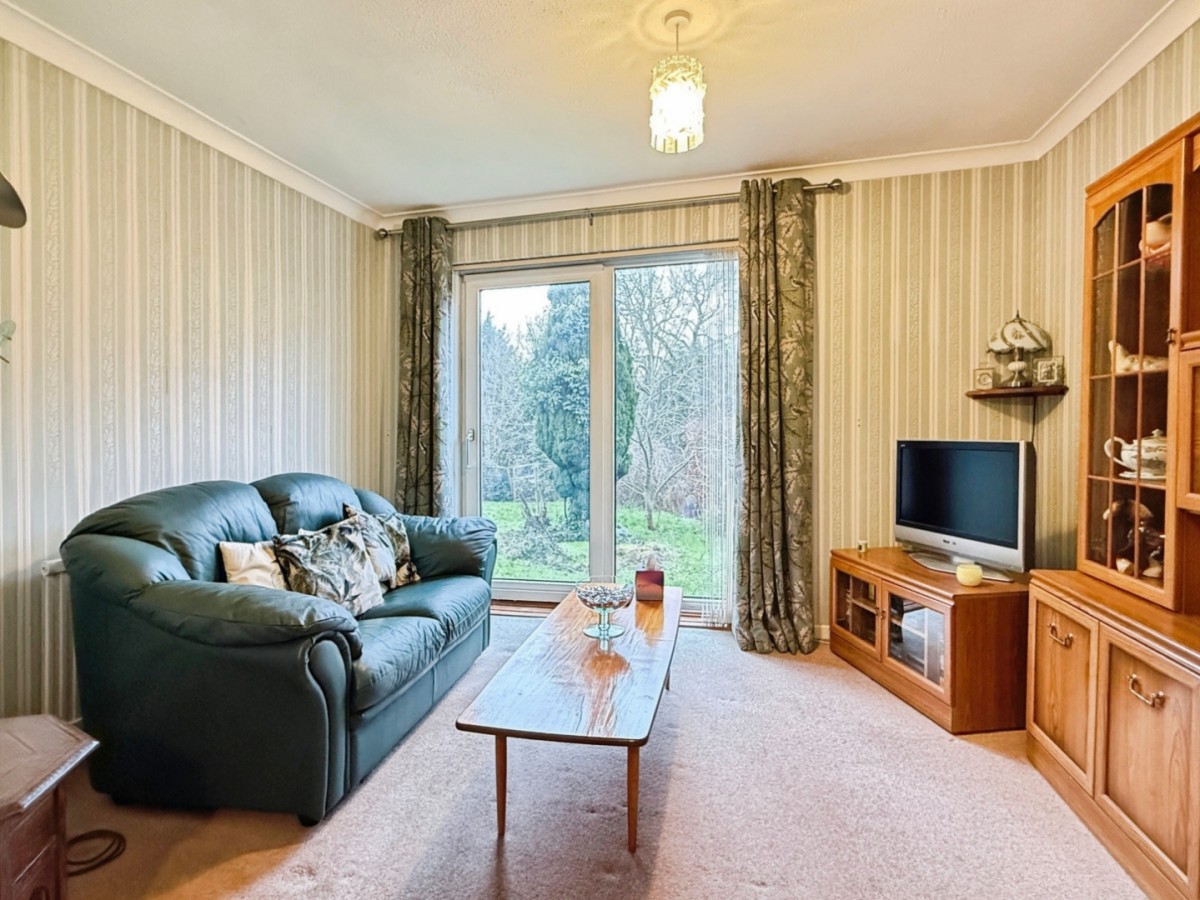 Mill Farm Drive, Stroud