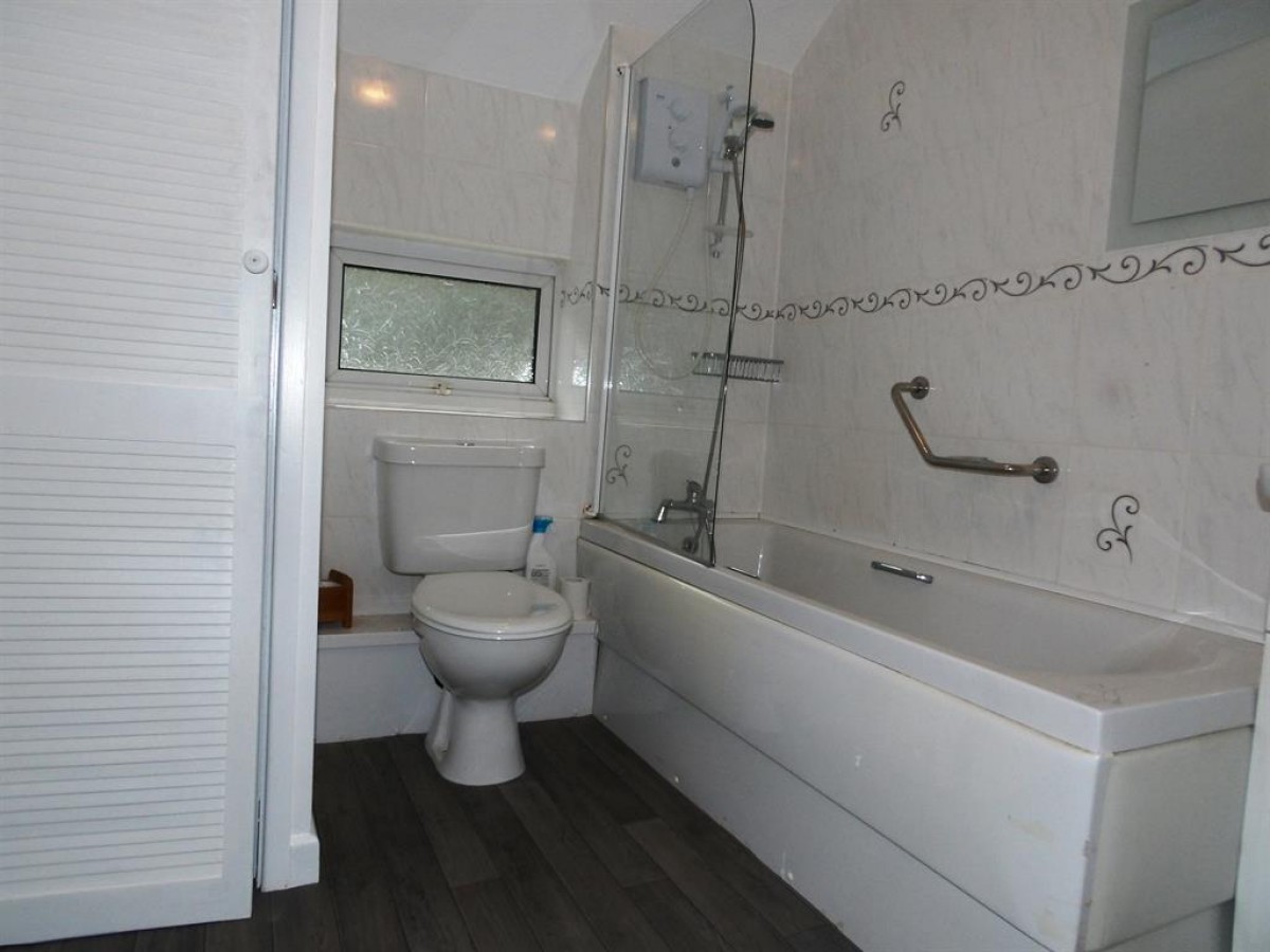 Fronwen Terrace, Ogmore Vale, Bridgend, CF32 7ES