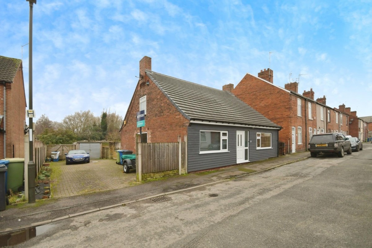 Hawthorne Street, Chesterfield, S40 2EG