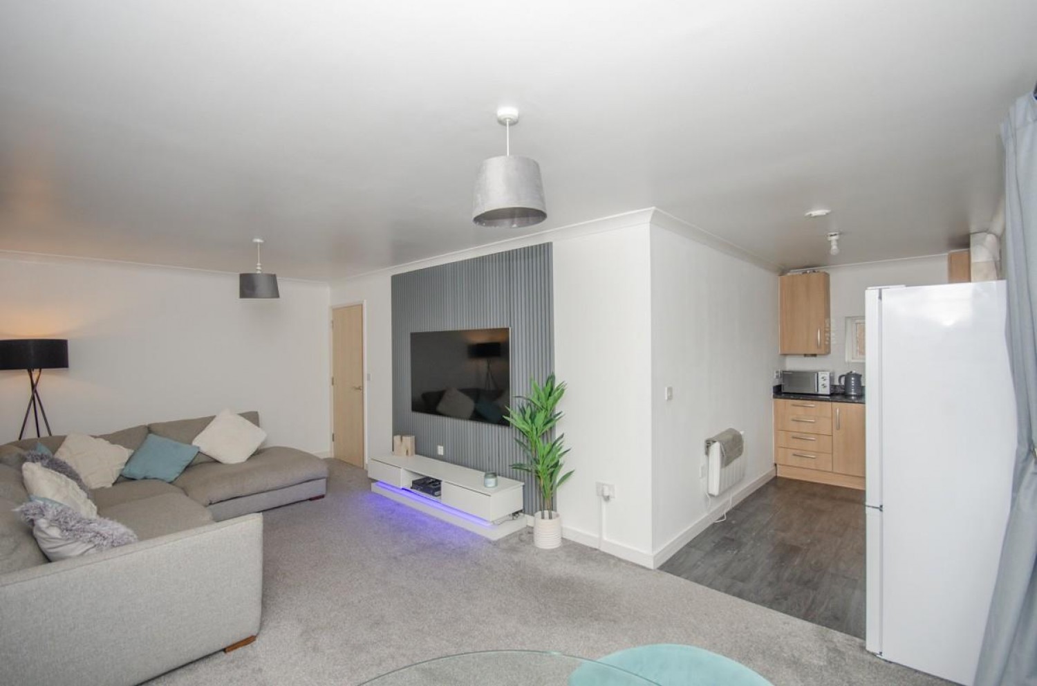 Arnold Road, Mangotsfield, Bristol, BS16 9LB