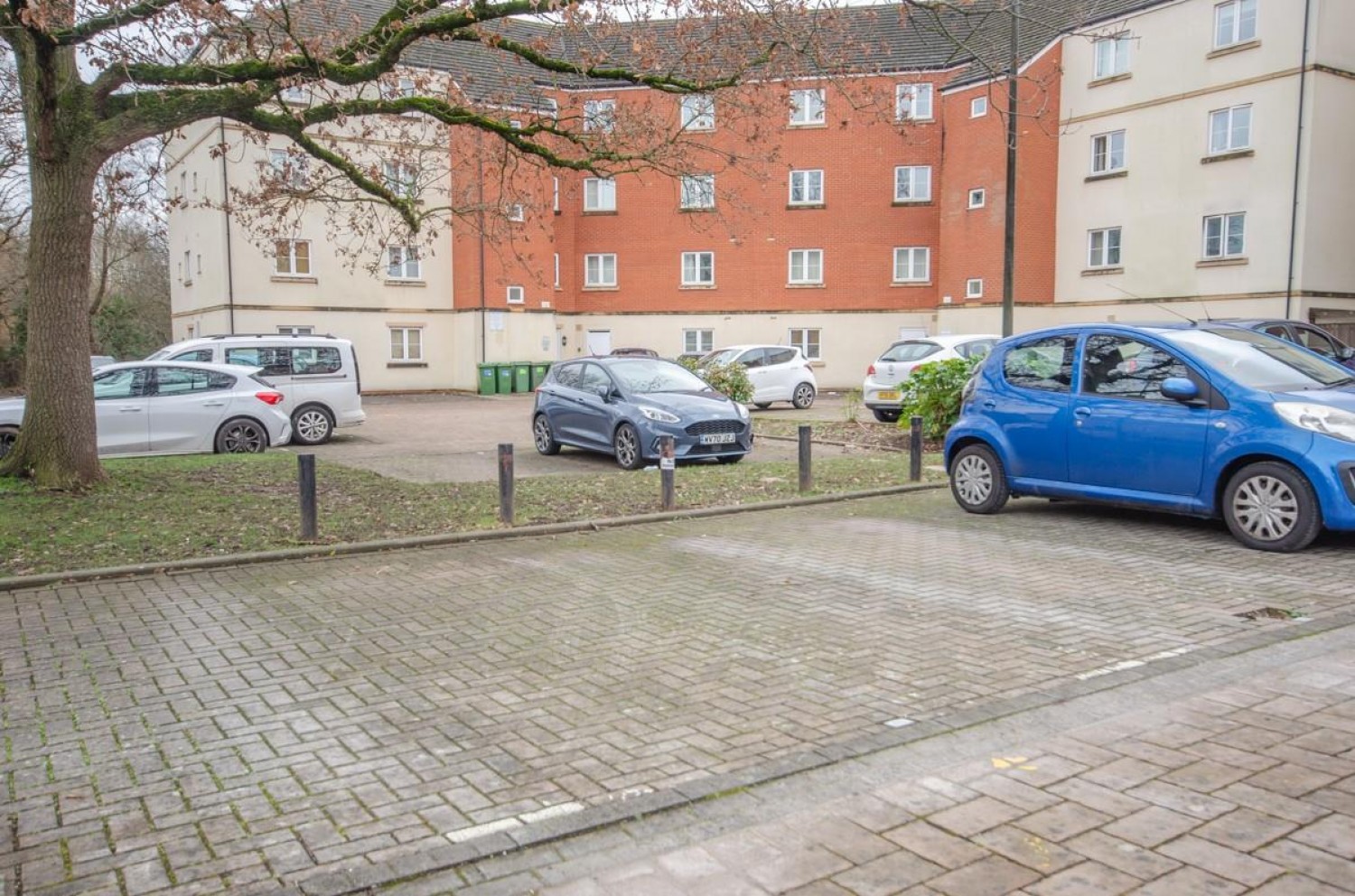 Arnold Road, Mangotsfield, Bristol, BS16 9LB