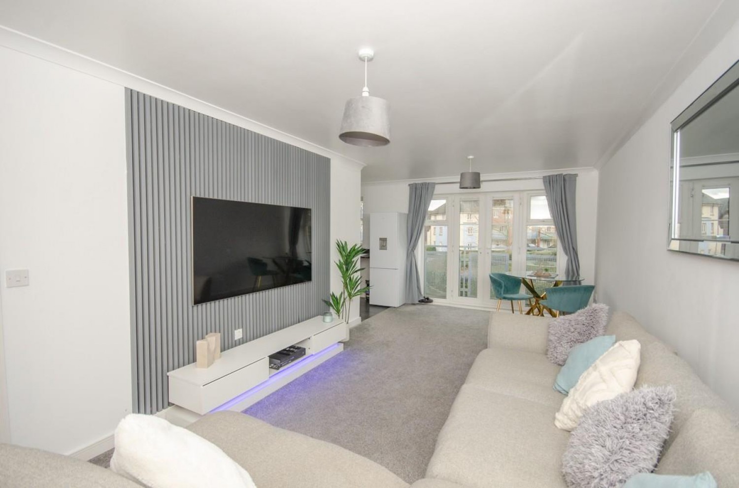 Arnold Road, Mangotsfield, Bristol, BS16 9LB