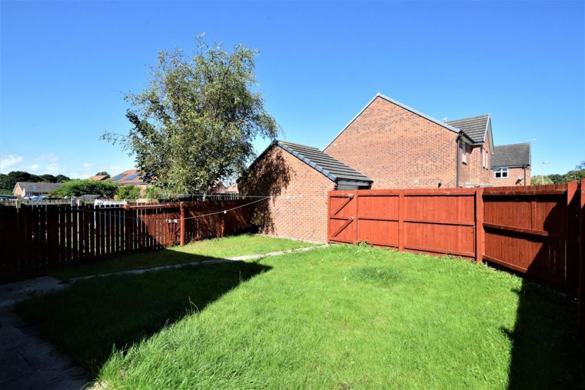 Fairbairn Road, Peterlee, County Durham, SR8 5EW