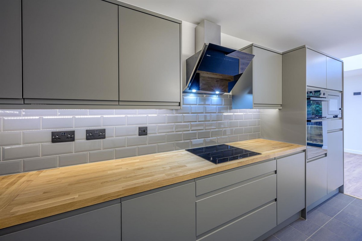 Elmwood Road, Stourbridge, DY8 5JL