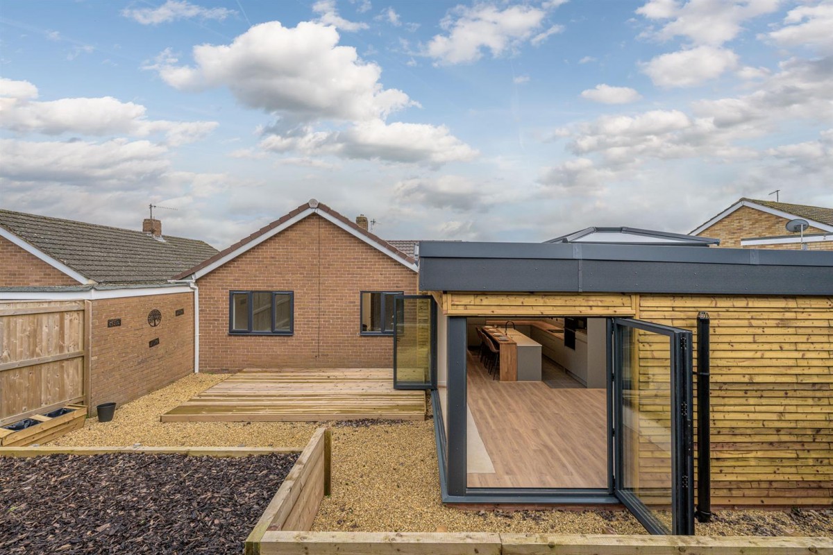 Elmwood Road, Stourbridge, DY8 5JL