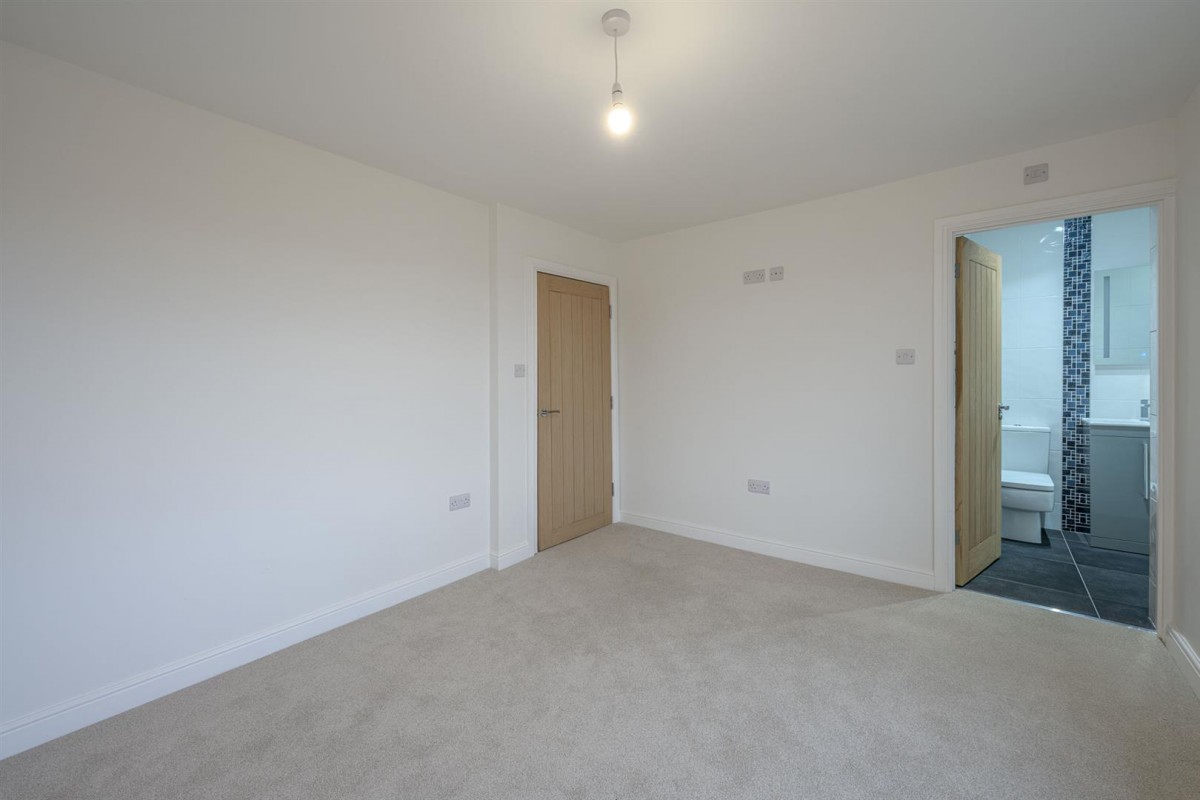 Elmwood Road, Stourbridge, DY8 5JL