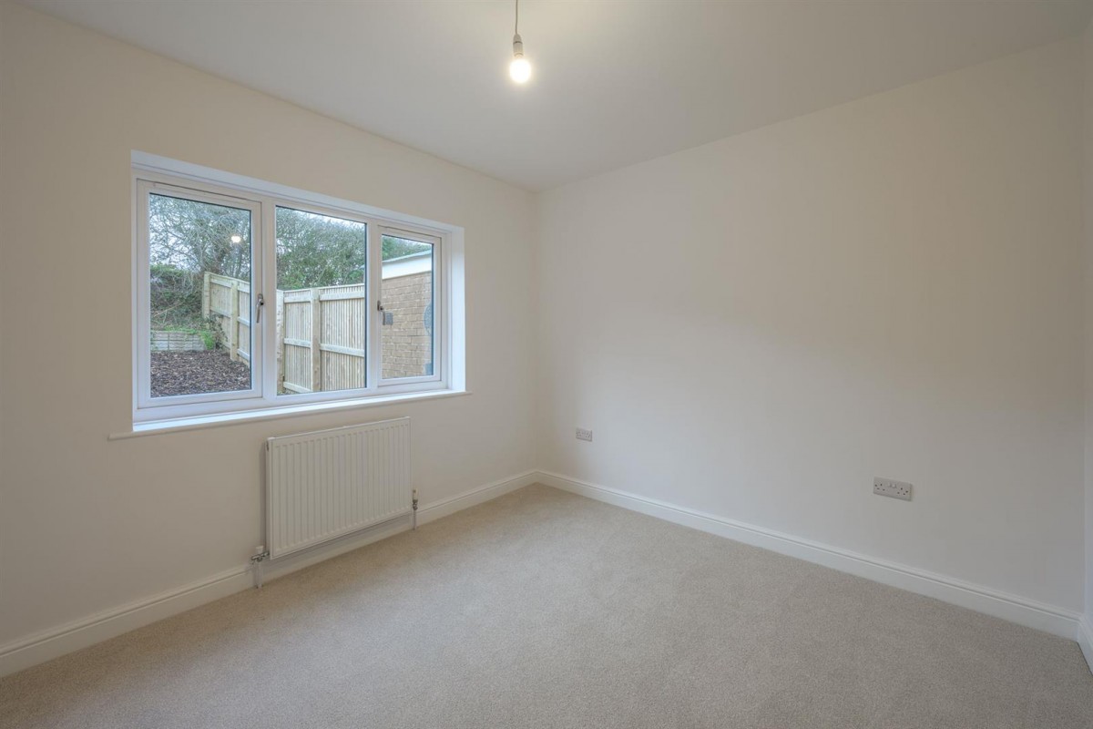 Elmwood Road, Stourbridge, DY8 5JL