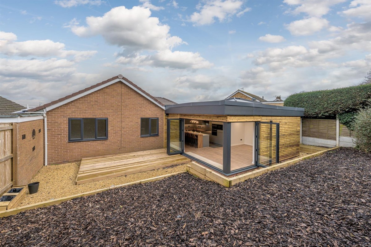 Elmwood Road, Stourbridge, DY8 5JL