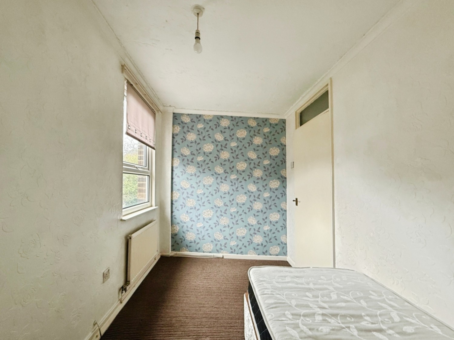 Carisbrooke Road, Leigh