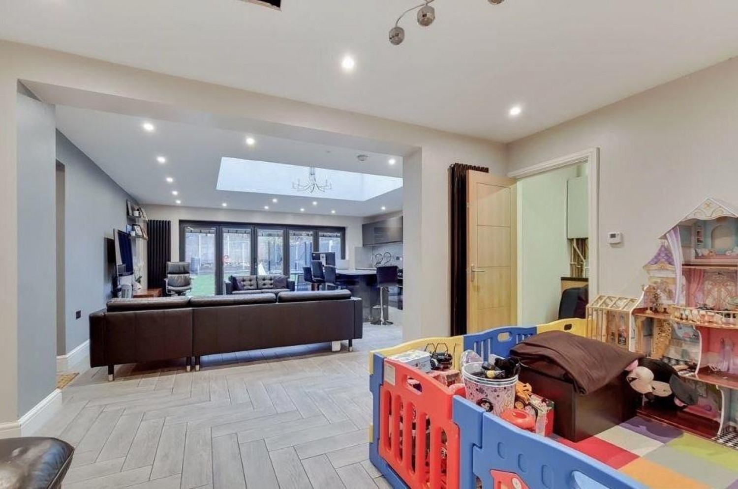 Havering Road, Romford