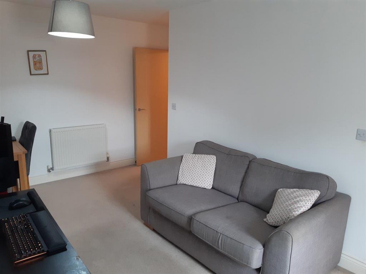 Snitterfield Drive, Shirley, Solihull, B90 4AZ