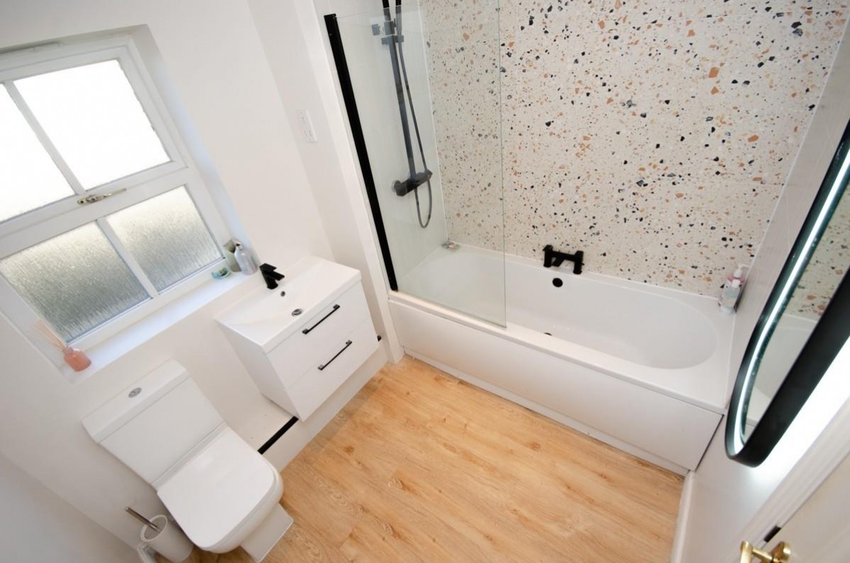 Wadham Grove, Emersons Green, Bristool, BS16 7DX