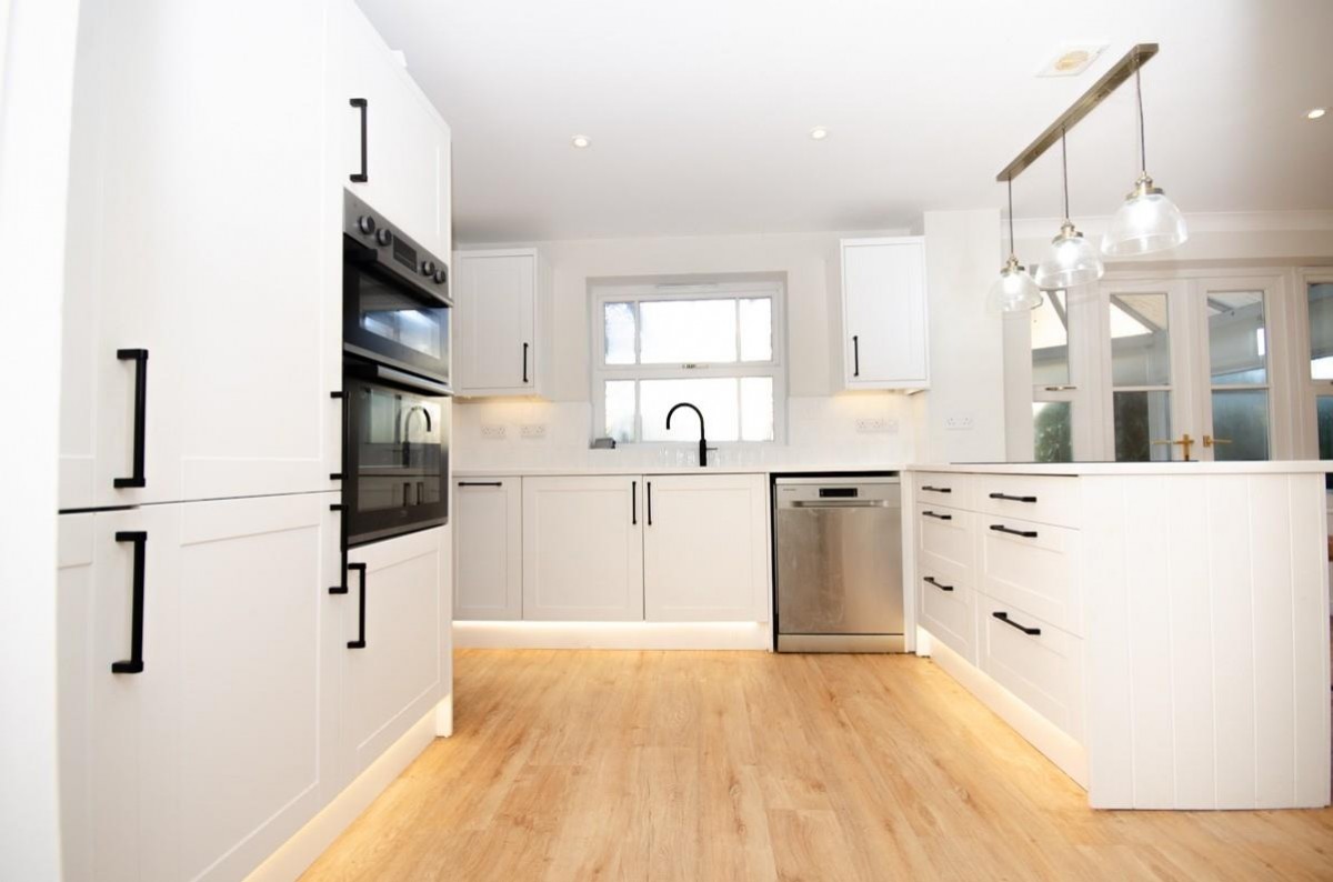 Wadham Grove, Emersons Green, Bristool, BS16 7DX