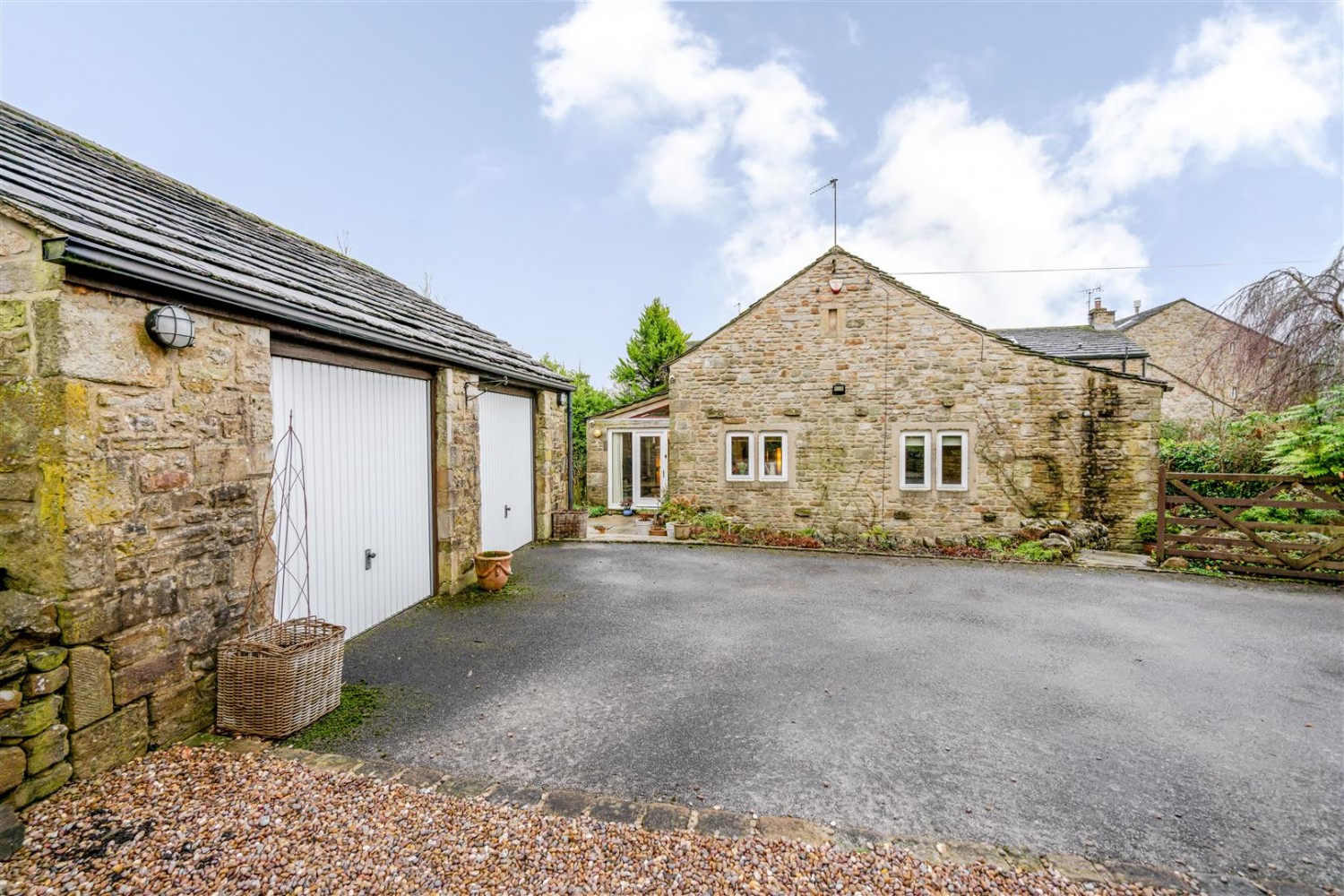 Knott Barn, Lothersdale Nr Skipton
