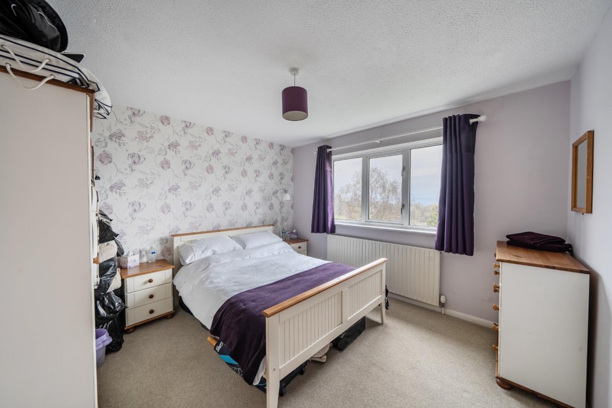 Orchard Leaze, Dursley